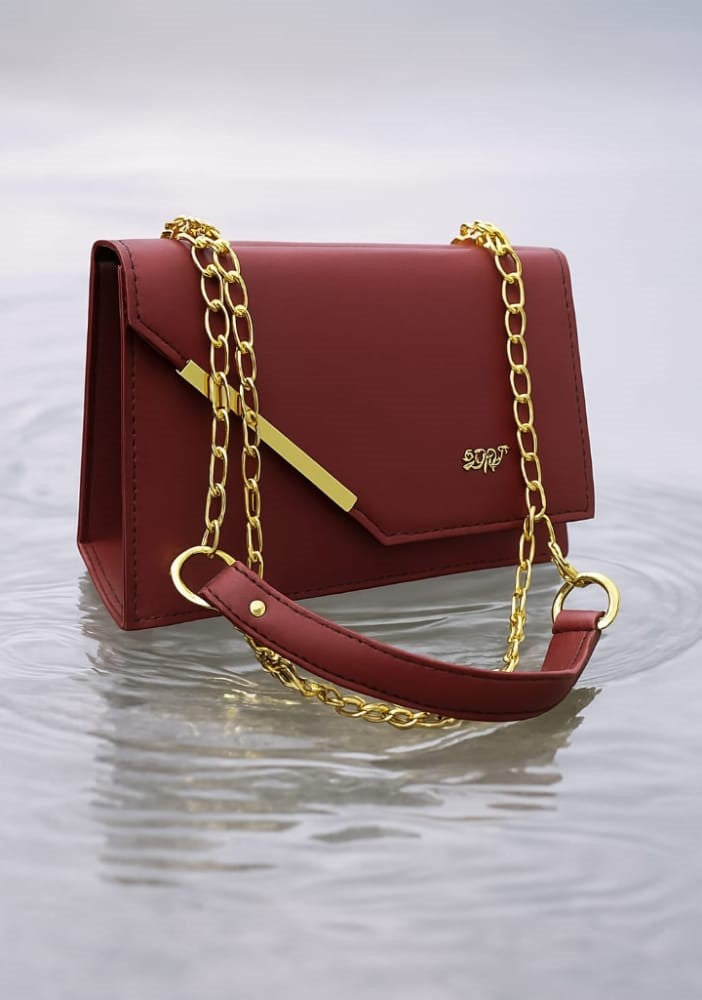 Effortless Fashion Essentials: Shoulder Bags for Women on the Go