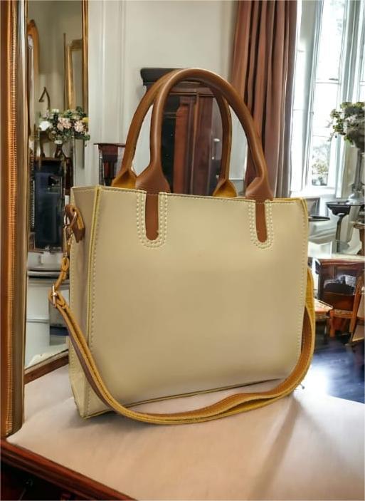 Luxury Shoulder Bags with Timeless Appeal